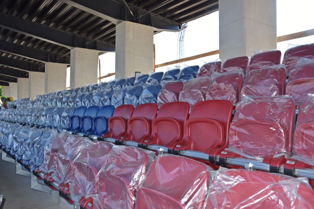 Stadion Miejski Szczecin krzesełka siedziska montaż