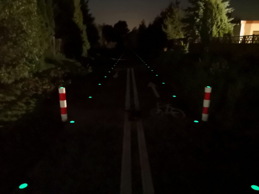 znaczniki fotoluminescencyjne linie krawędziowe trasy rowerowe Pomorze Zachodniezzz