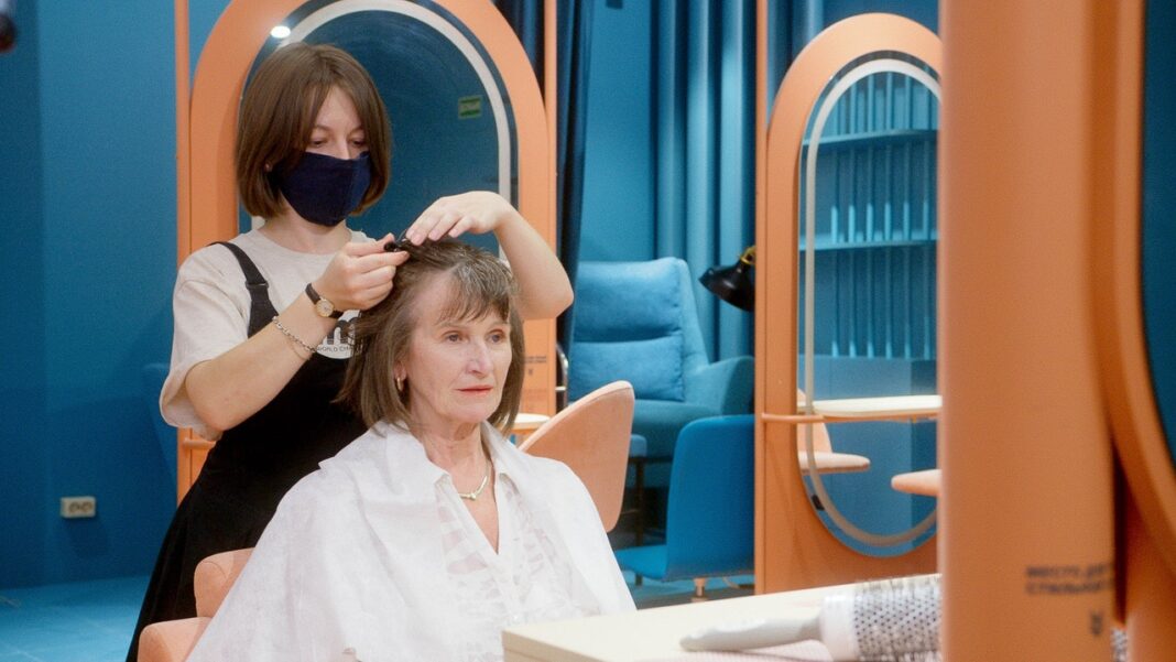 Mandat dla klientów salonów fryzjerskich działających pomimo obostrzeń