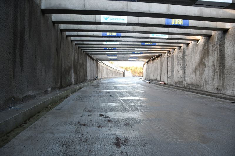 zdjęcia z budowy tunelu w Świnoujściu