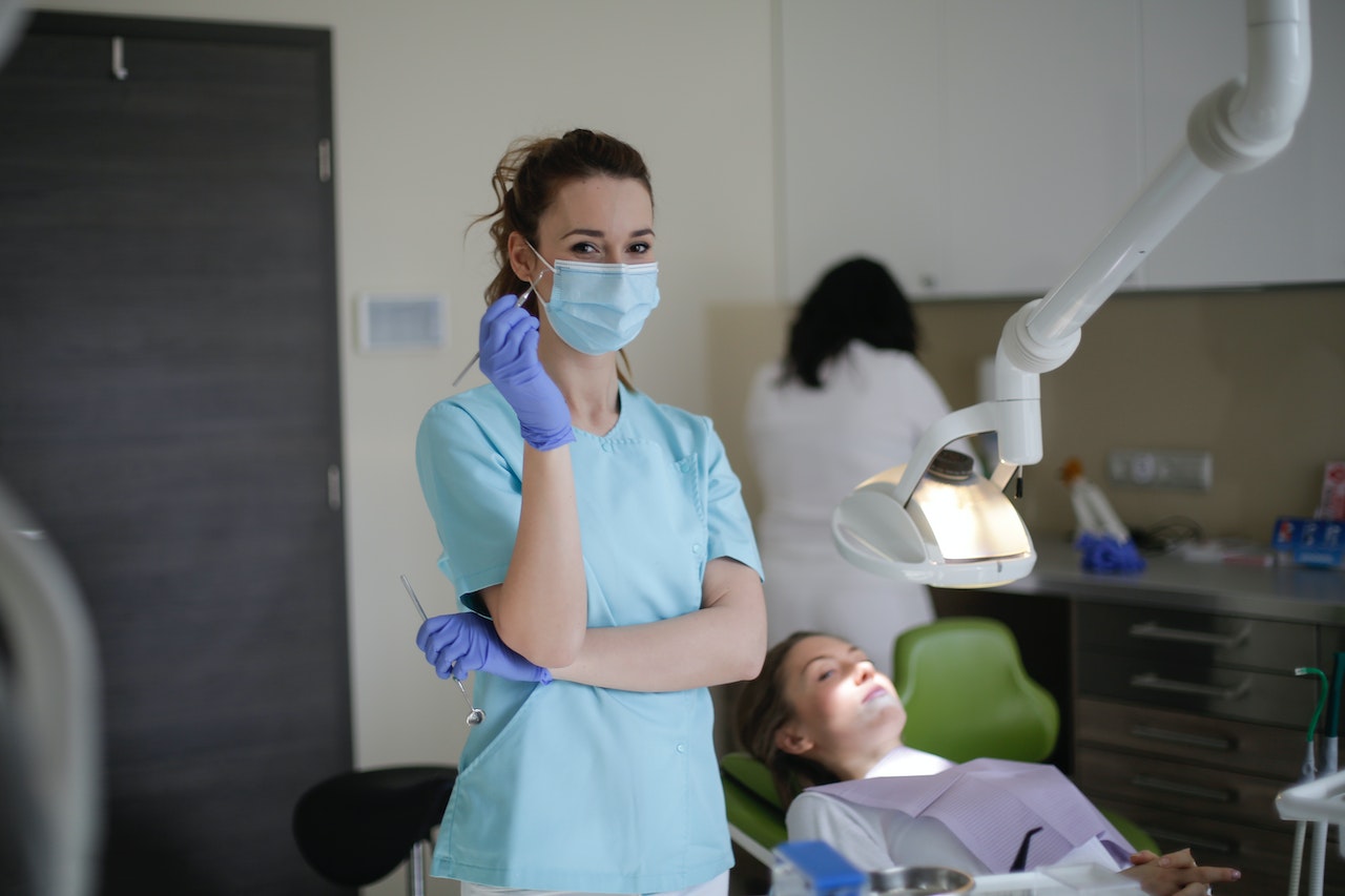 Studenci PUM zapraszają pacjentów stomatologicznych