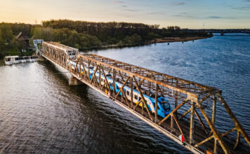 Unikalny most zwodzony nad Regalicą przejdzie do historii